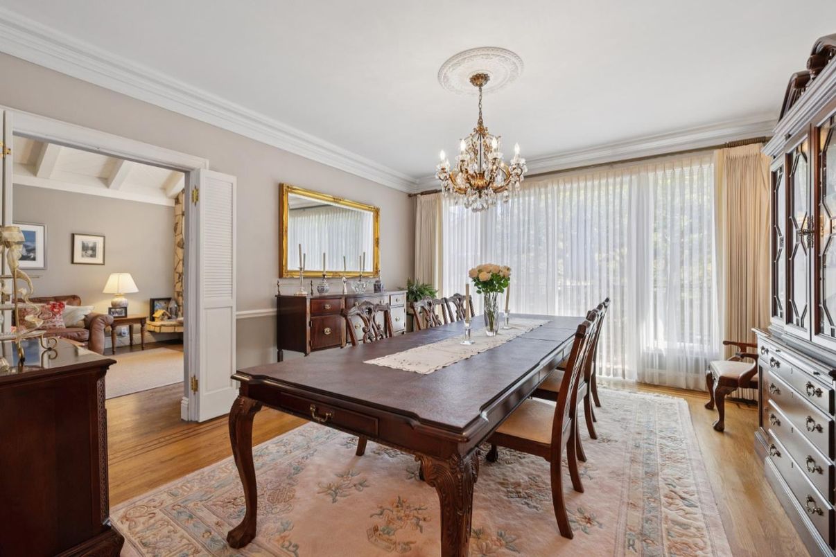Chandelier, Dining room, Interior, Wood Texture Flooring