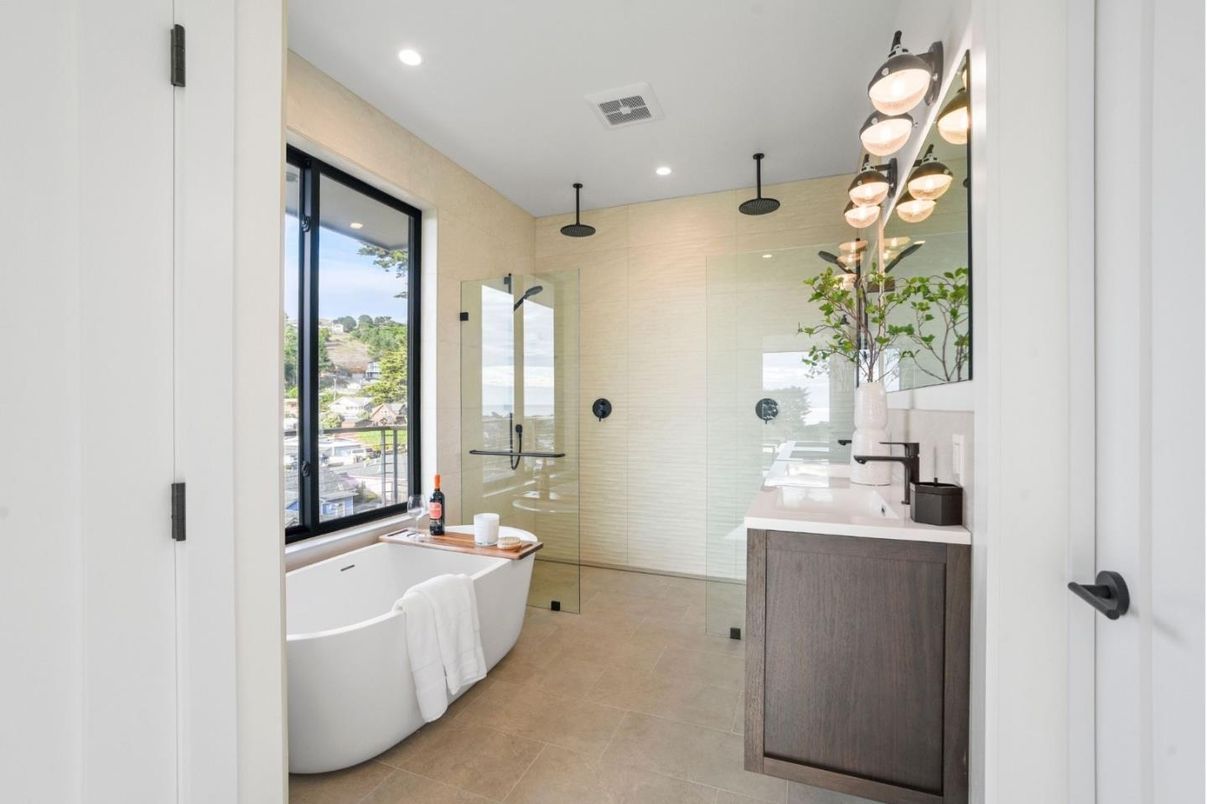Bathroom, Free Standing Baths, Glass Shower, Interior, Recessed Lighting