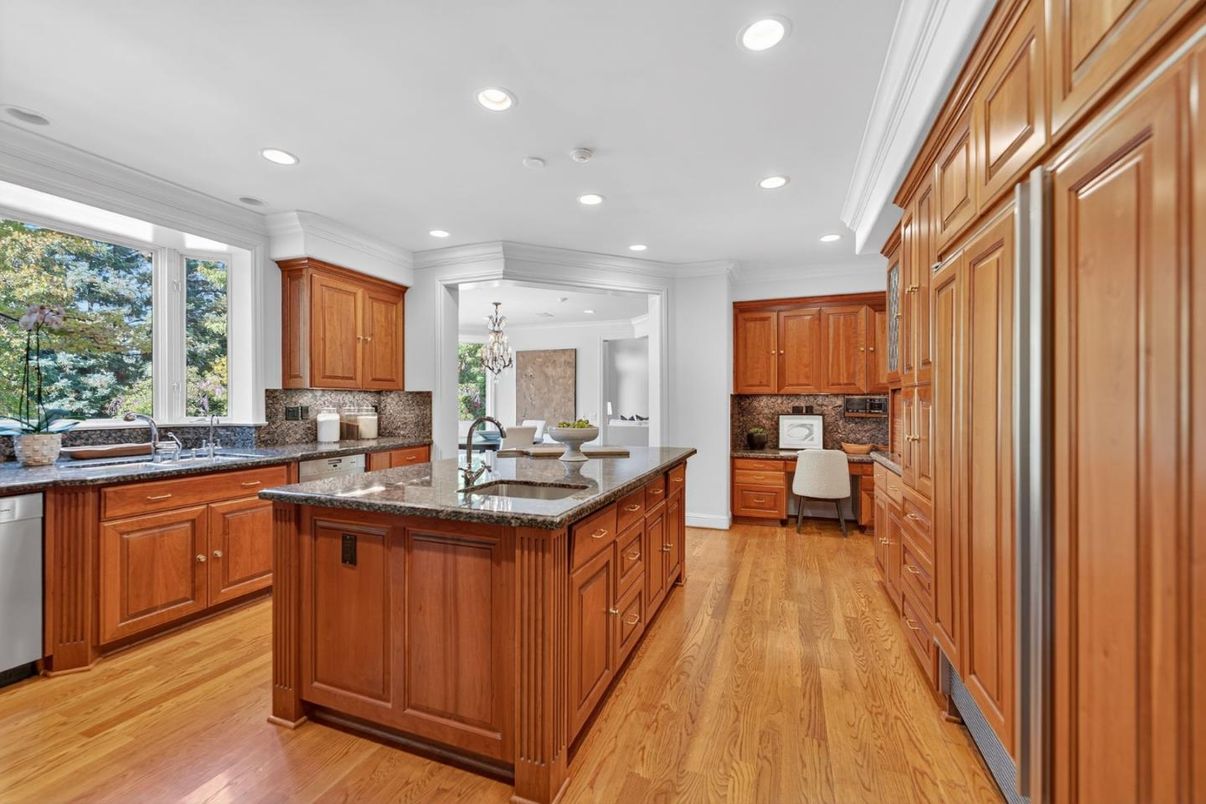 Chandelier, Interior, Kitchen, Recessed Lighting, Wood Texture Flooring