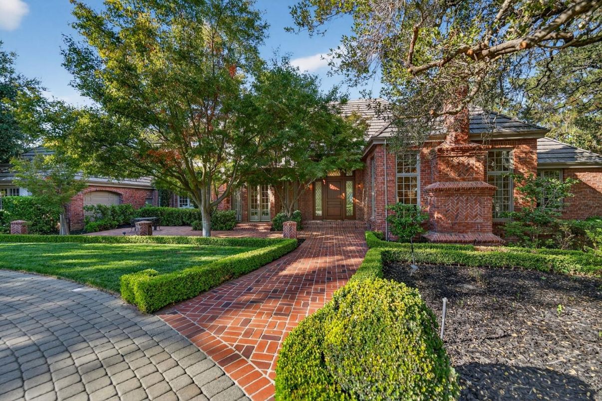 Exterior, Facade, Brick Facade, None