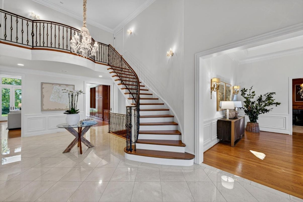 Chandelier, Interior, Wood Texture Flooring