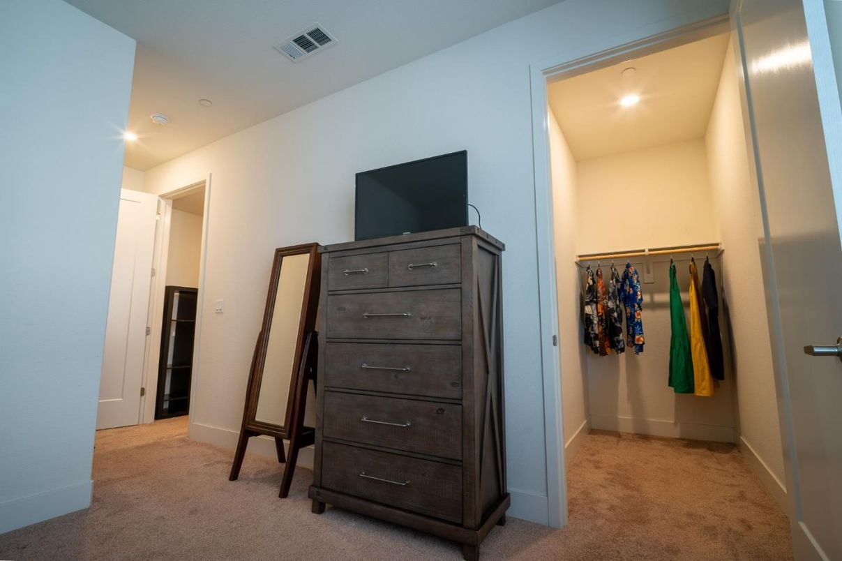 Interior, Recessed Lighting, Walk-in Closets