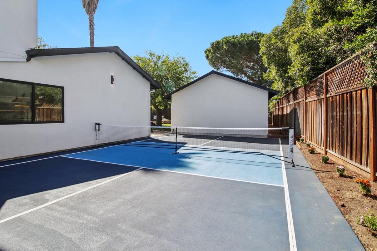 Exterior, Tennis Courts