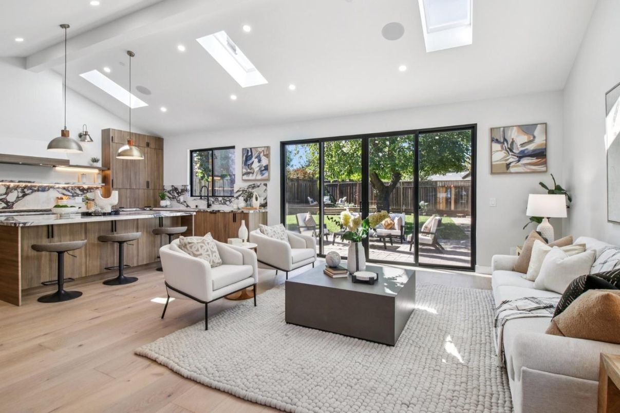 Interior, Kitchen, Living room, Pendant Lights, Recessed Lighting, Wood Texture Flooring