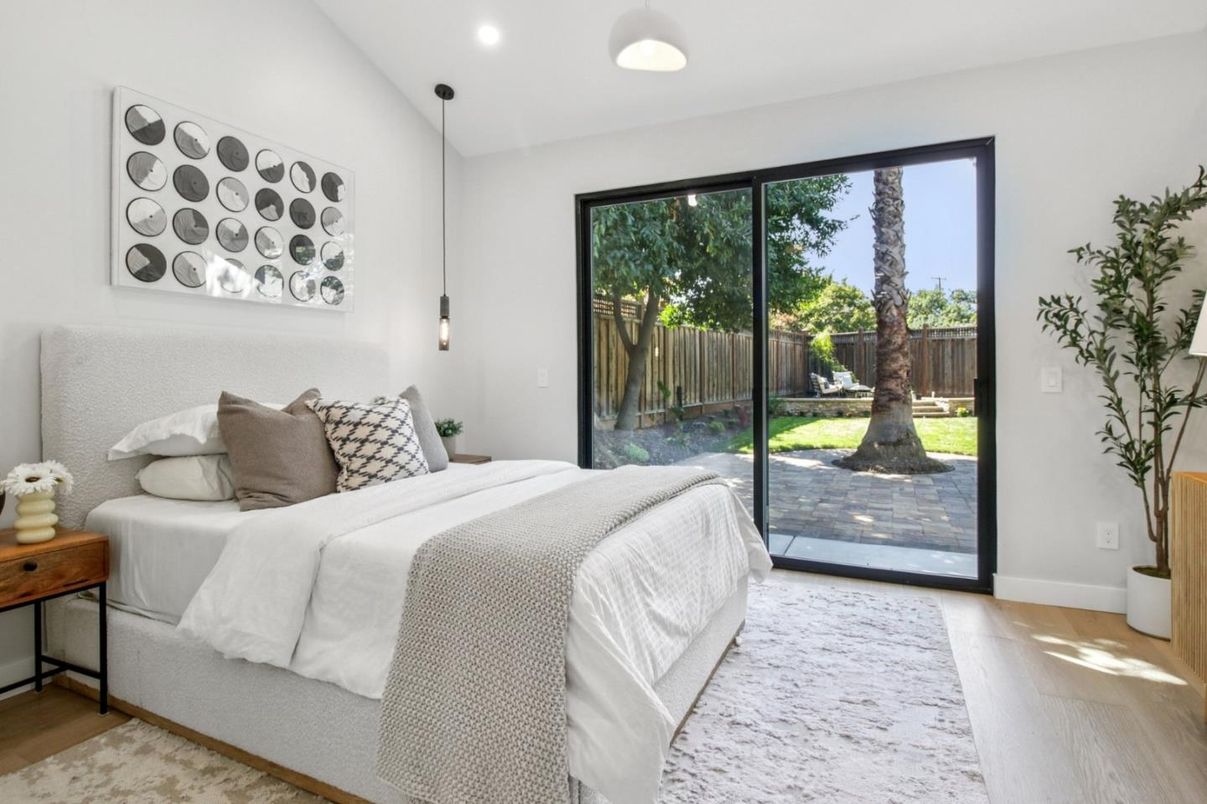 Bedroom, Interior, Pendant Lights, Recessed Lighting, Wood Texture Flooring