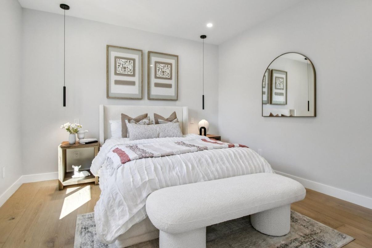 Bedroom, Interior, Pendant Lights, Recessed Lighting, Wood Texture Flooring