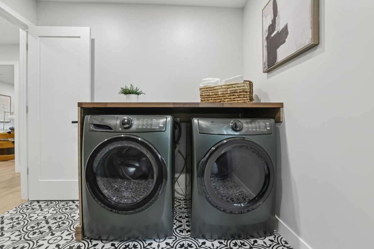 Interior, Washer