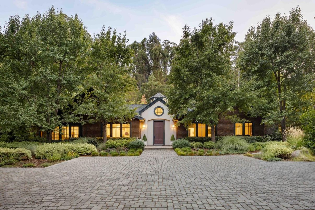 Exterior, Facade, Brick Facade, French Provincial