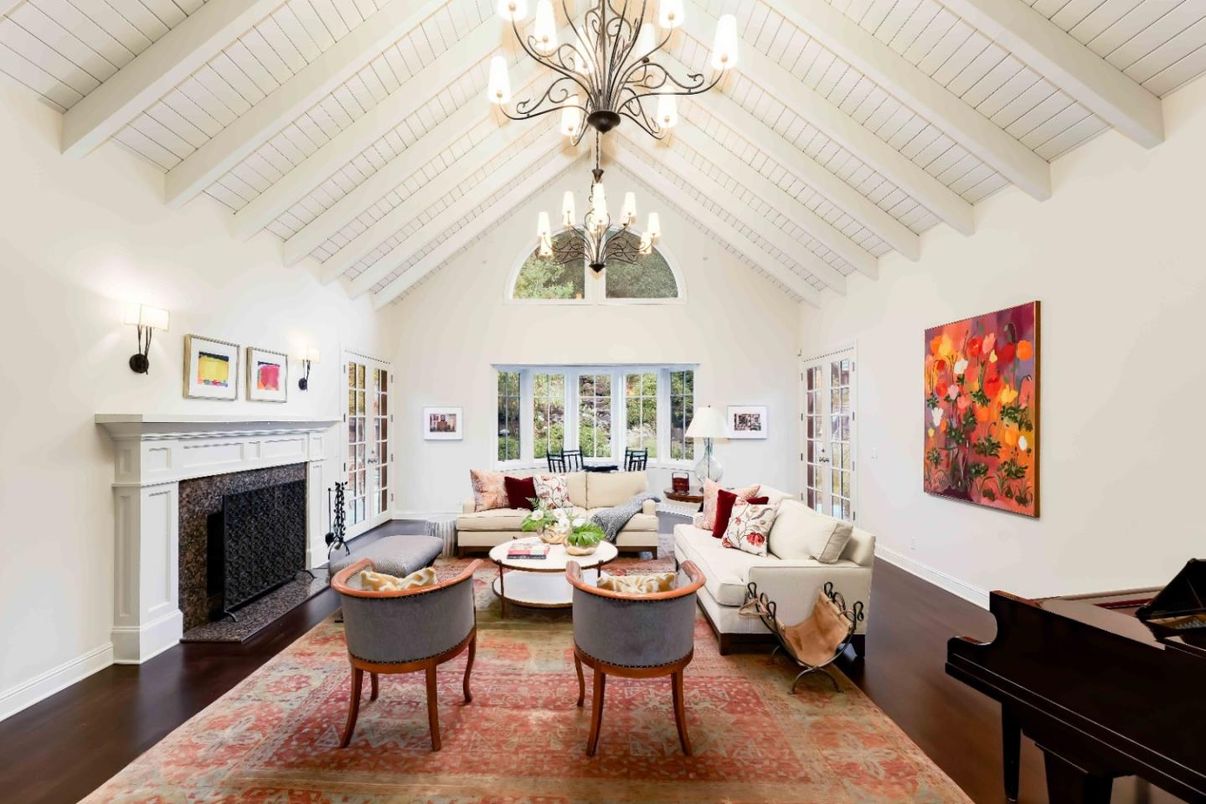 Chandelier, Fireplace, Interior, Living room, Piano, Wood Texture Flooring