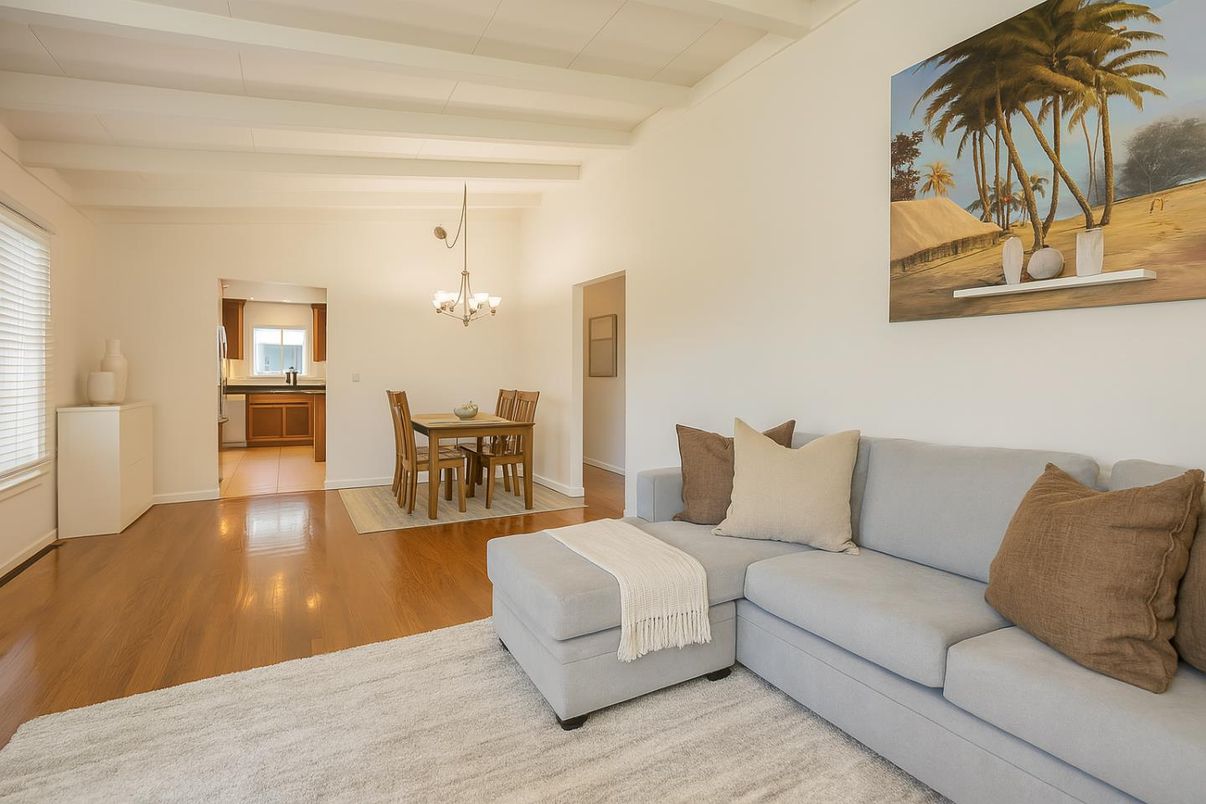 Chandelier, Dining room, Interior, Wood Texture Flooring