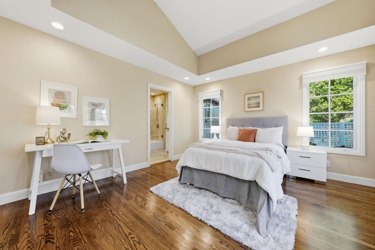 Bedroom, Home Office, Interior, Recessed Lighting, Wood Texture Flooring