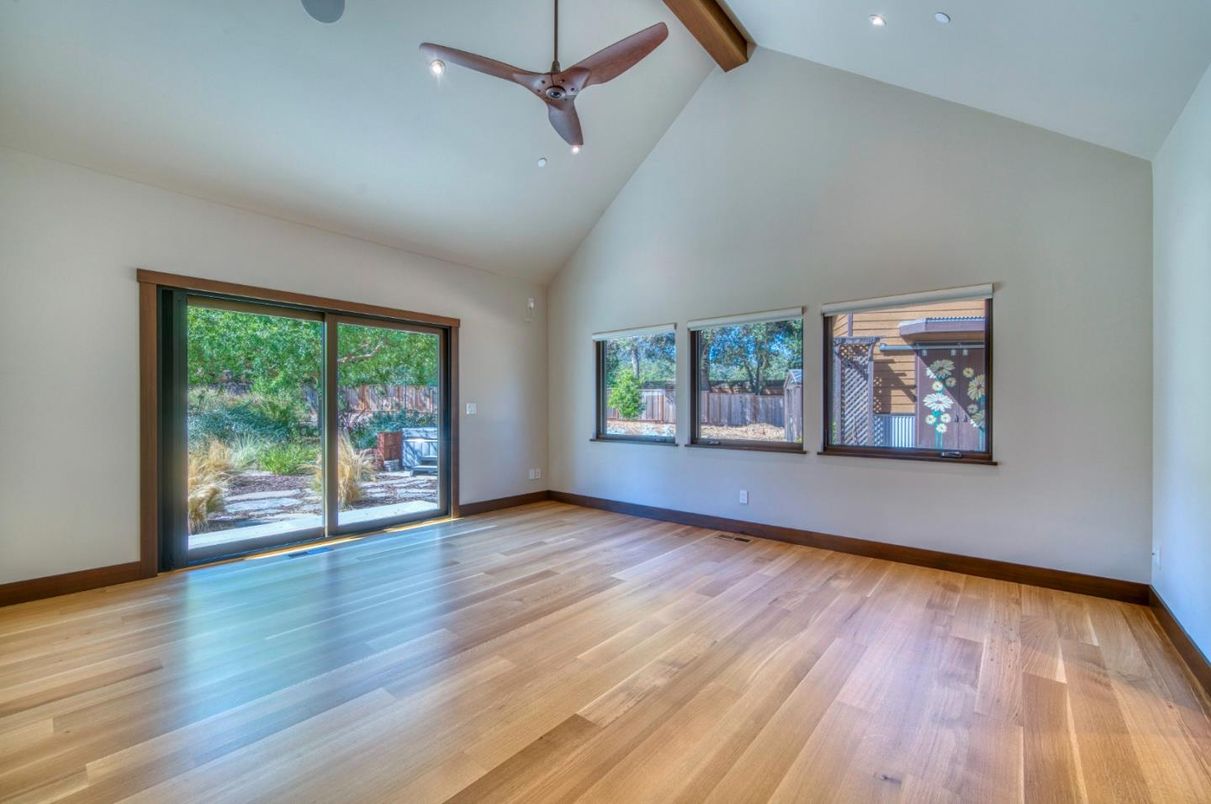Empty room, Interior, Recessed Lighting, Wooden Beams, Wood Texture Flooring