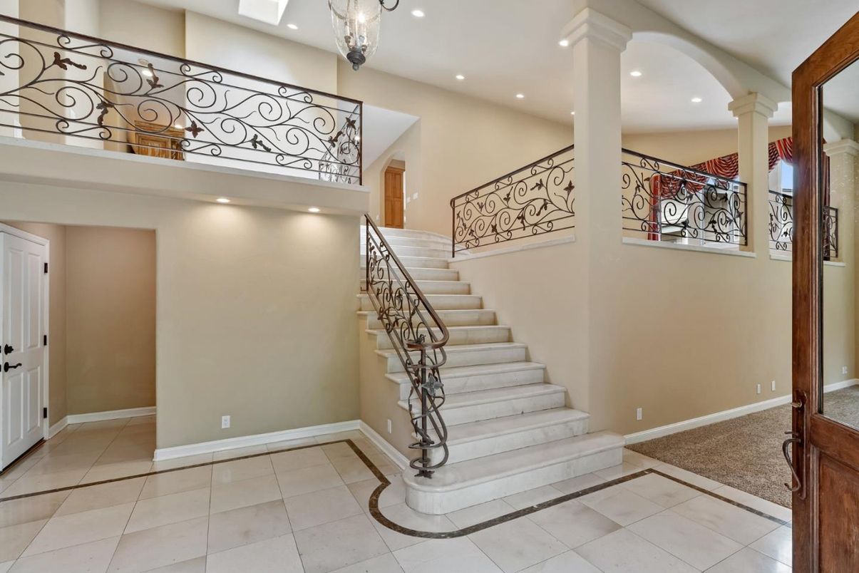 Interior, Recessed Lighting