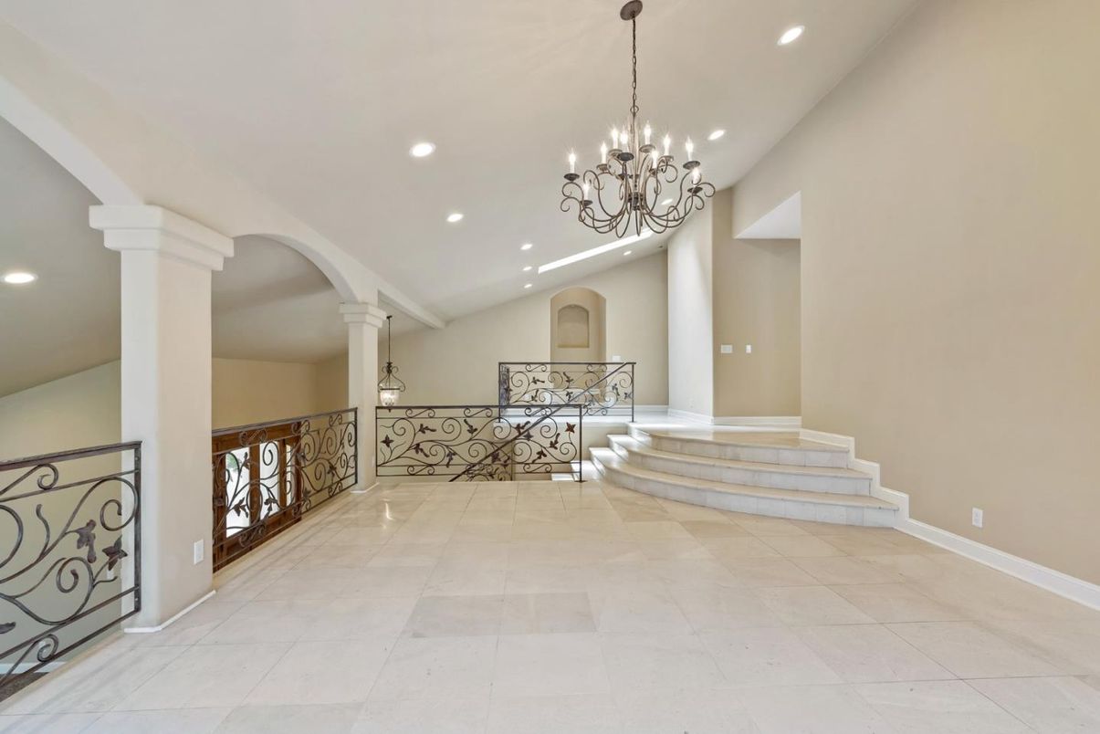 Chandelier, Interior, Recessed Lighting