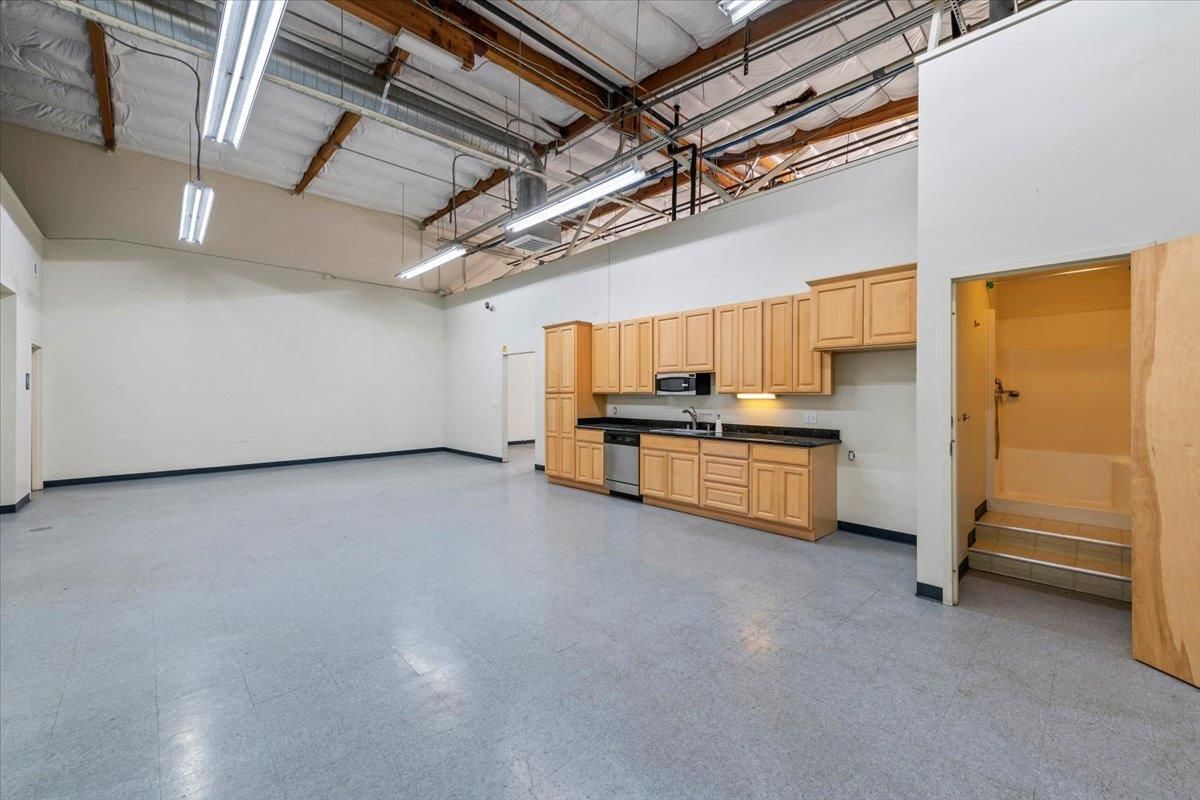 Garage, Interior, Kitchen