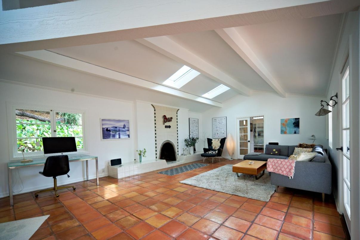 Fireplace, Interior, Living room