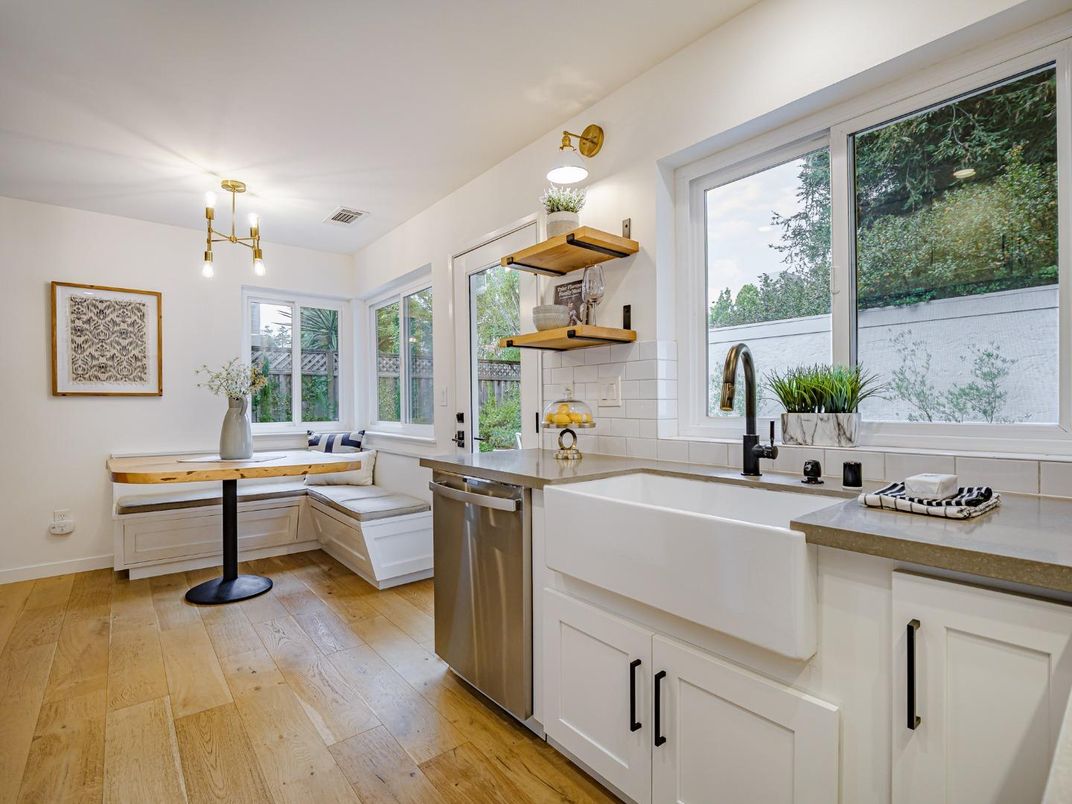 Interior, Kitchen, Pendant Lights, Wood Texture Flooring