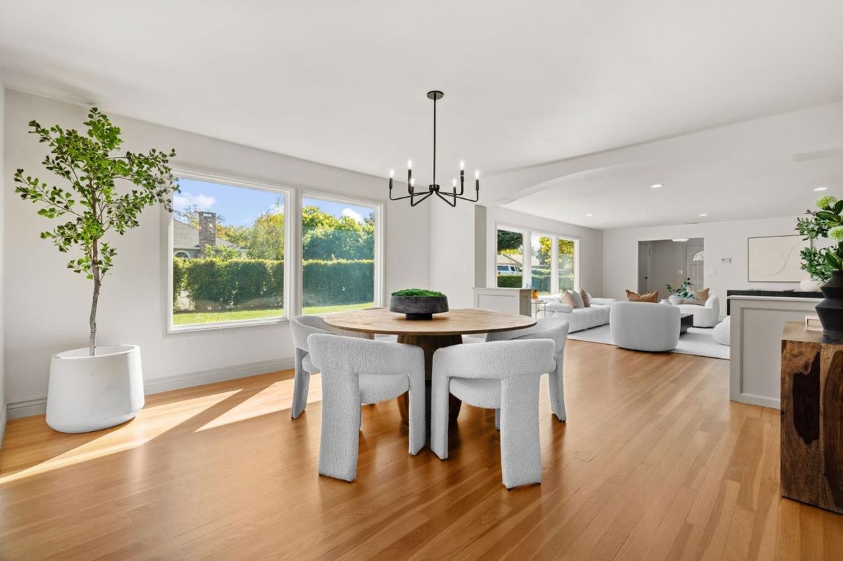 Dining room, Interior, Living room, Pendant Lights, Recessed Lighting, Wood Texture Flooring