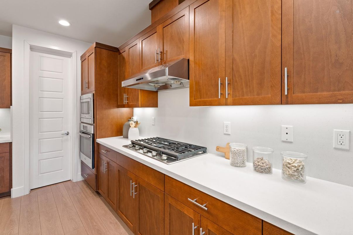 Interior, Kitchen, Recessed Lighting, Wood Texture Flooring