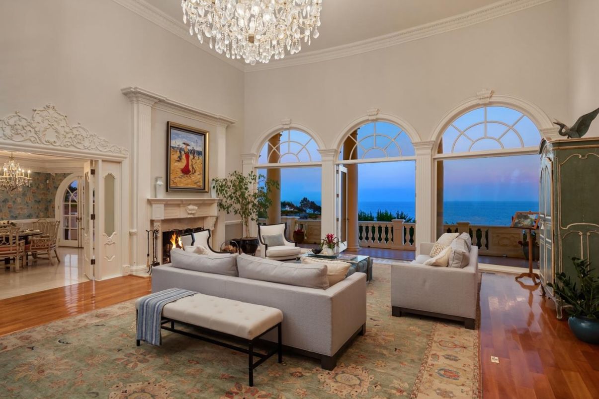 Chandelier, Dining room, Fireplace, Interior, Living room, Water, Wood Texture Flooring