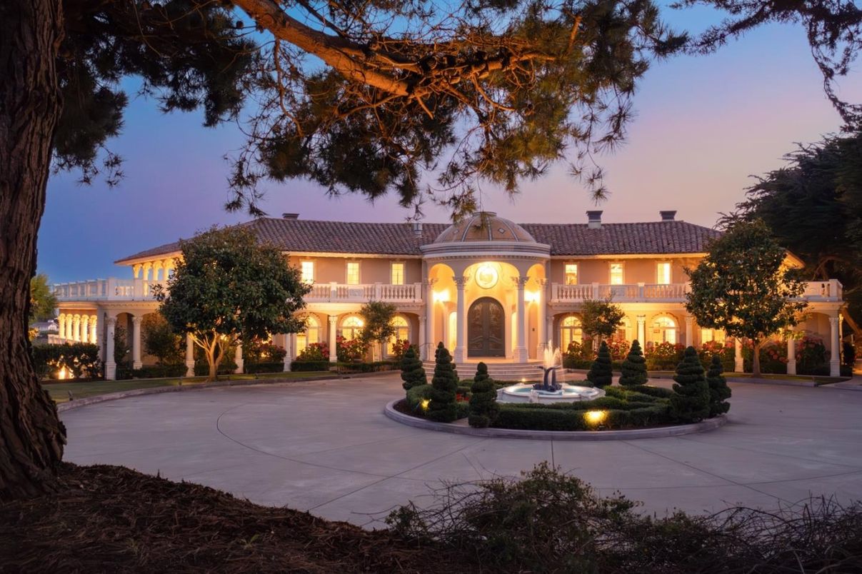 Backyard, Exterior, Facade, French Provincial