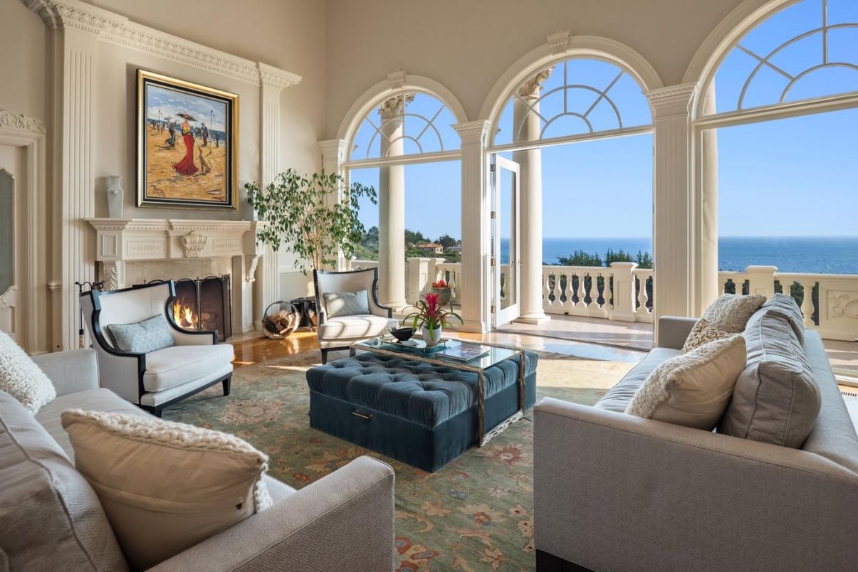 Fireplace, Interior, Living room, Water