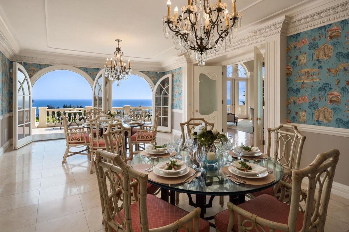 Chandelier, Dining room, Interior, Water