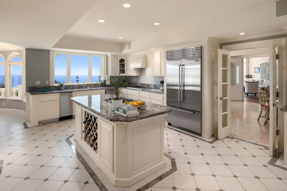 Interior, Kitchen, Recessed Lighting, Stainless Steel Appliances, Water