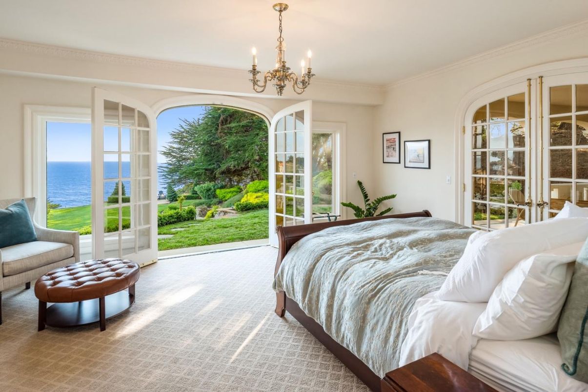 Bedroom, Chandelier, Interior, Water