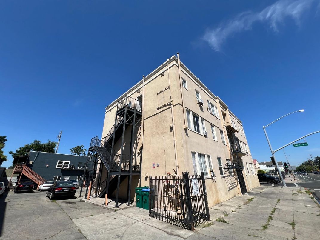 Exterior, Facade, None