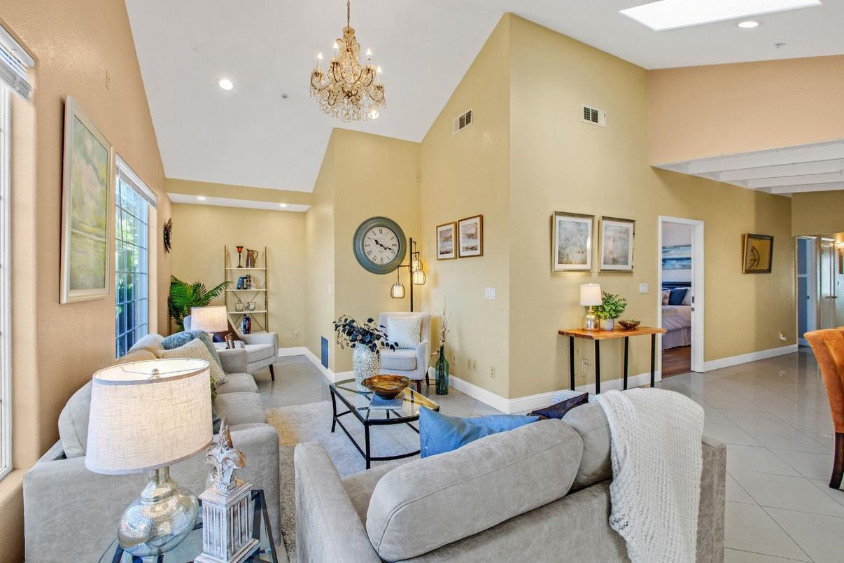 Chandelier, Interior, Living room, Recessed Lighting