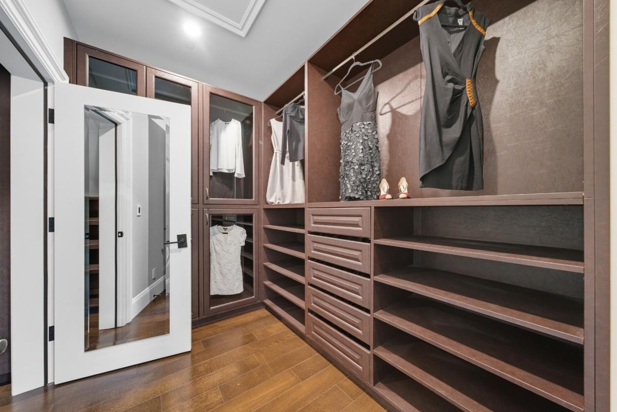 Interior, Recessed Lighting, Walk-in Closets, Wood Texture Flooring