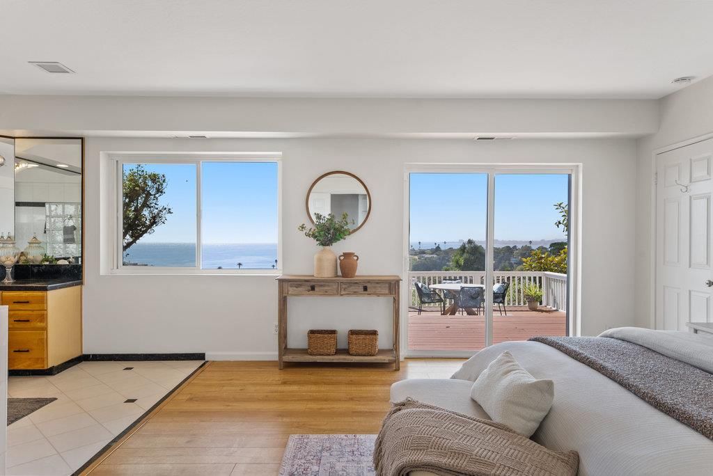 Bedroom, Interior, Water, Wood Texture Flooring