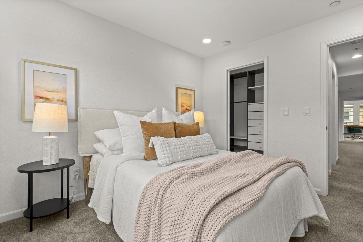 Bedroom, Interior, Recessed Lighting