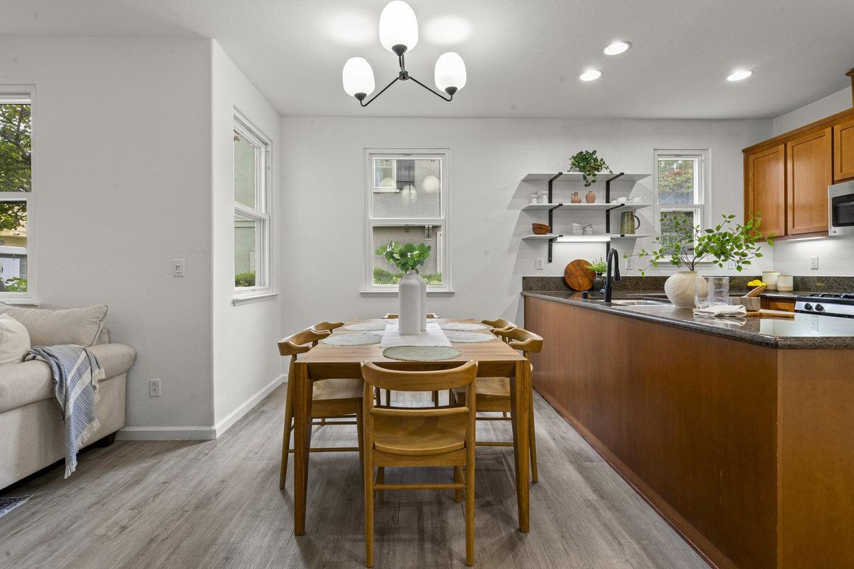 Chandelier, Dining room, Interior, Kitchen, Recessed Lighting, Wood Texture Flooring