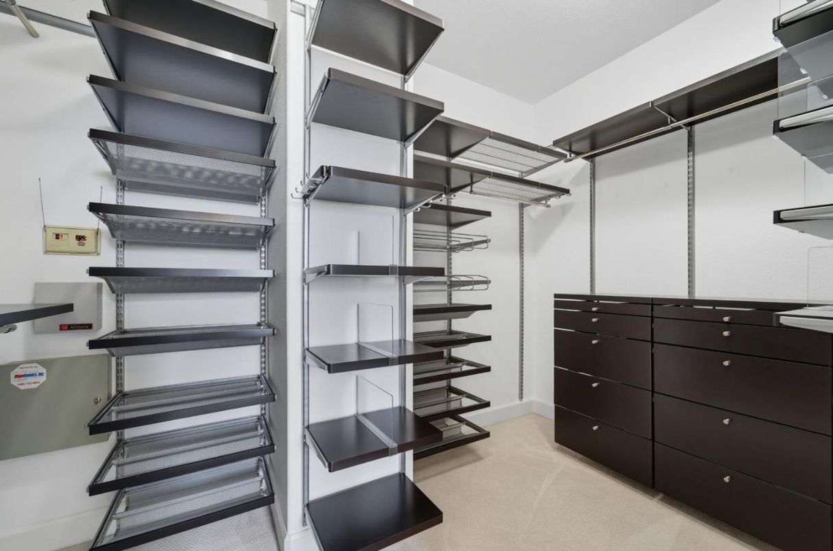 Interior, Walk-in Closets