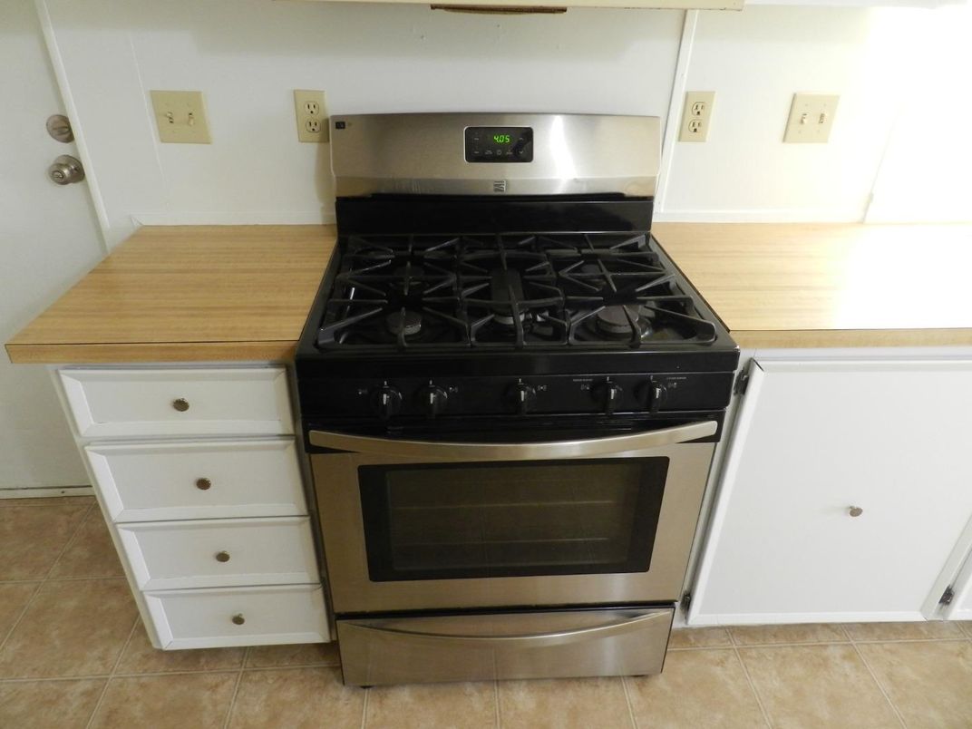 Interior, Kitchen, Stainless Steel Appliances