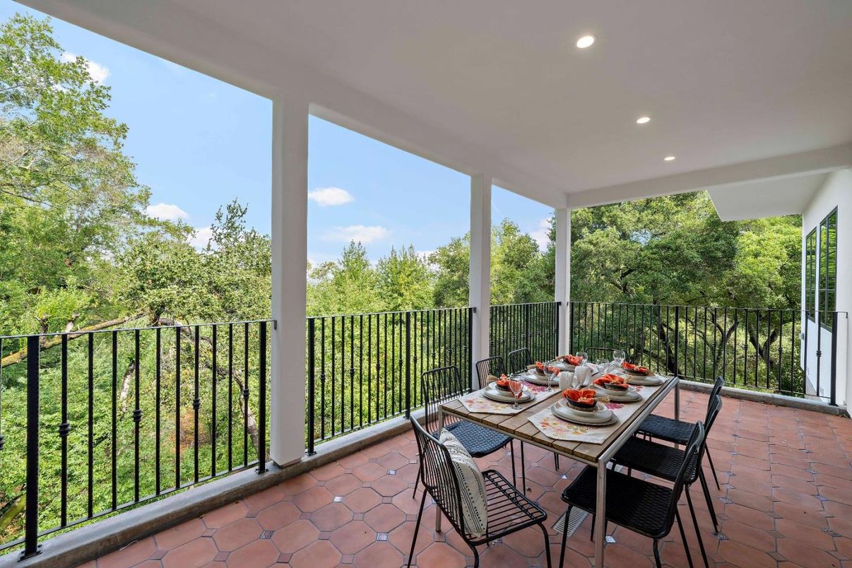 Interior, Recessed Lighting, Sun Room