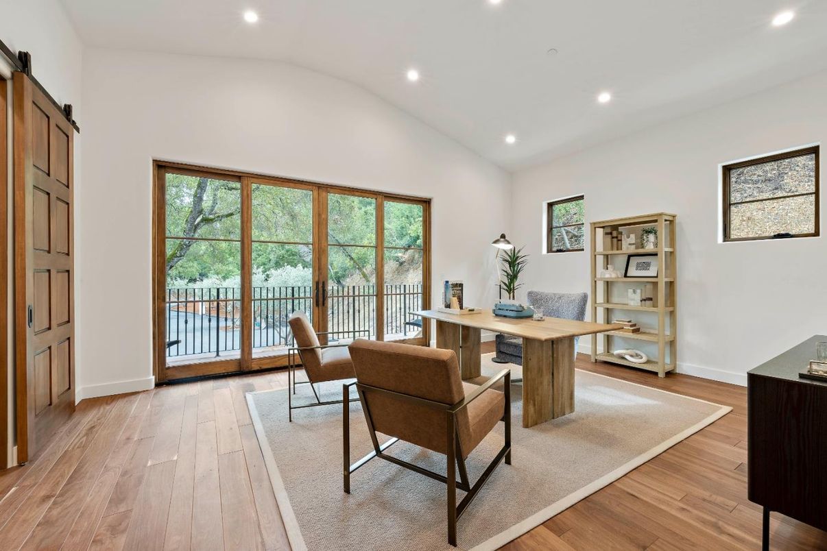 Home Office, Interior, Recessed Lighting, Wood Texture Flooring