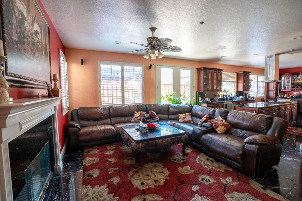 Fireplace, Interior, Kitchen, Living room, Recessed Lighting