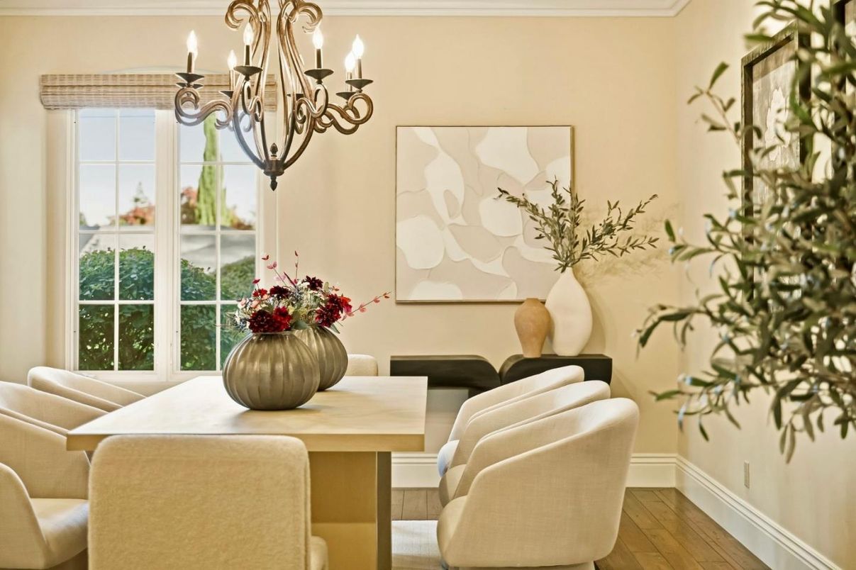 Chandelier, Dining room, Interior, Wood Texture Flooring