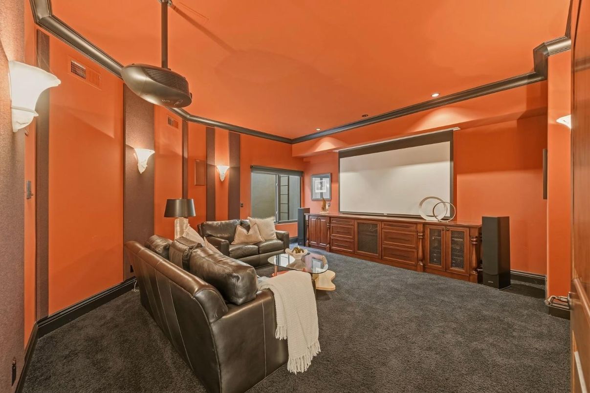 Interior, Projection Screen, Recessed Lighting, Theatre Room