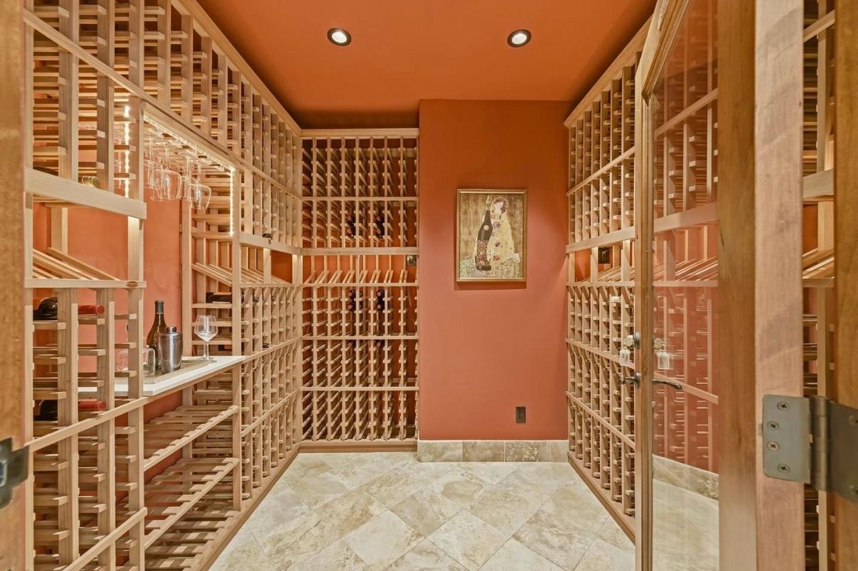 Interior, Recessed Lighting, Wine Storage