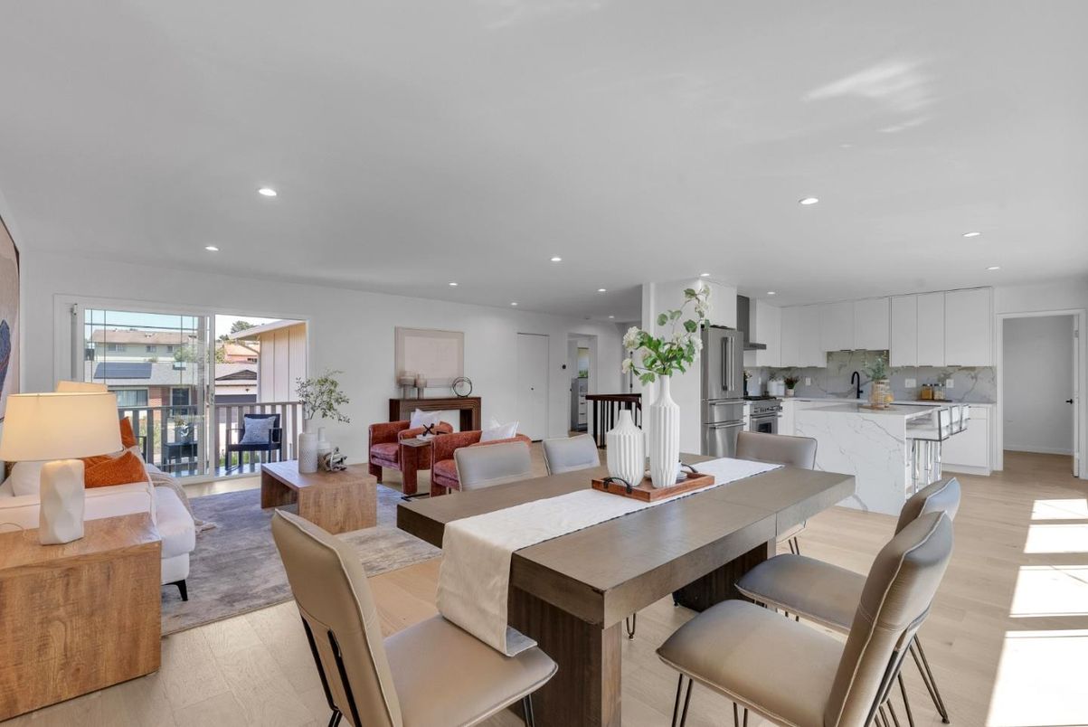 Dining room, Interior, Kitchen, Living room, Recessed Lighting, Stainless Steel Appliances