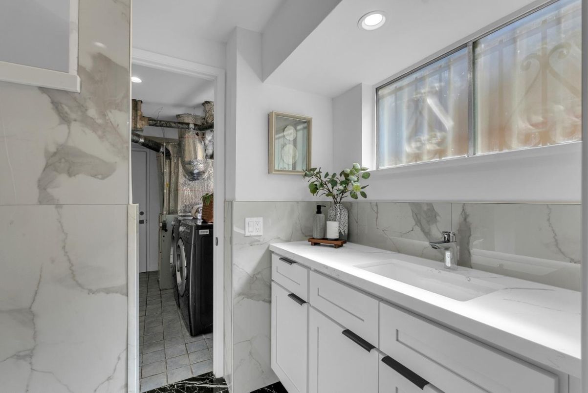 Interior, Marble, Marble Walls, Recessed Lighting, Utility Closets, Washer