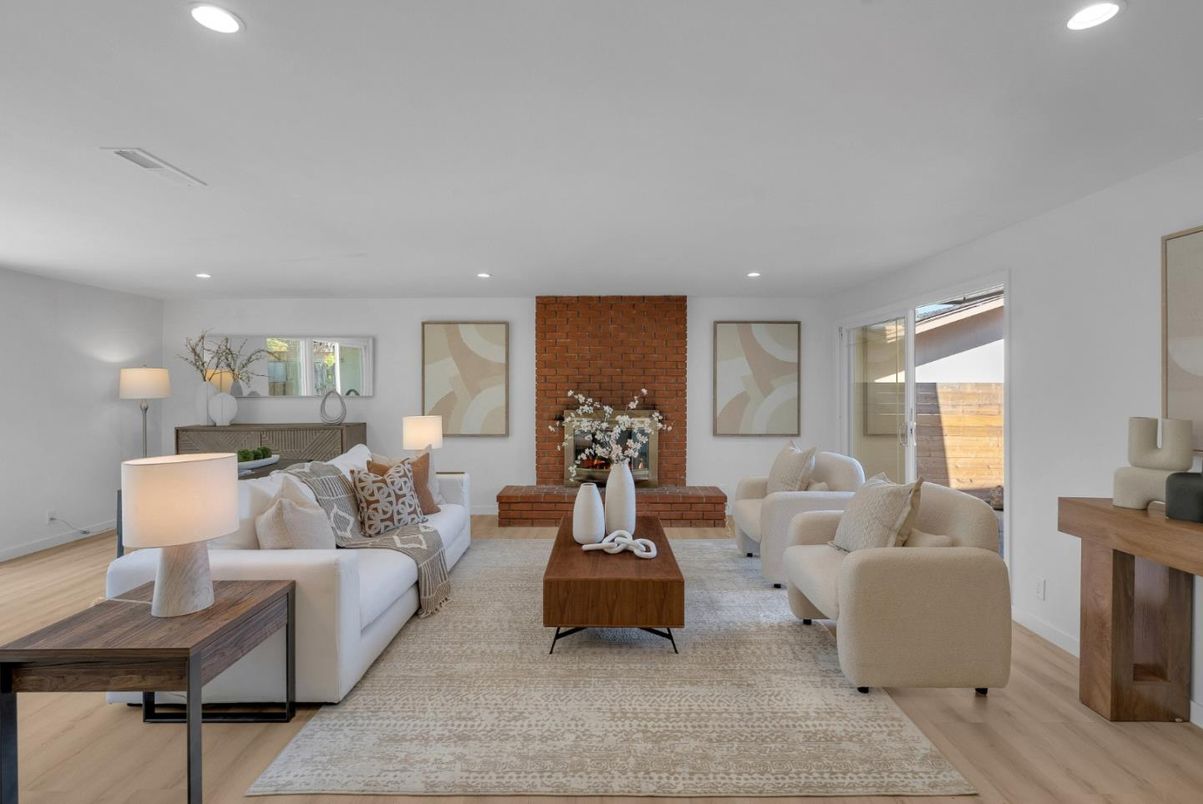 Interior, Living room, Recessed Lighting, Stone Walls, Wood Texture Flooring