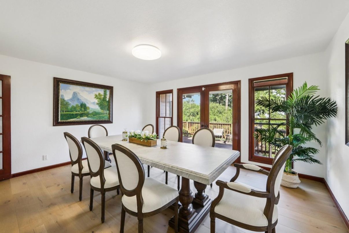 Dining room, Interior, Wood Texture Flooring