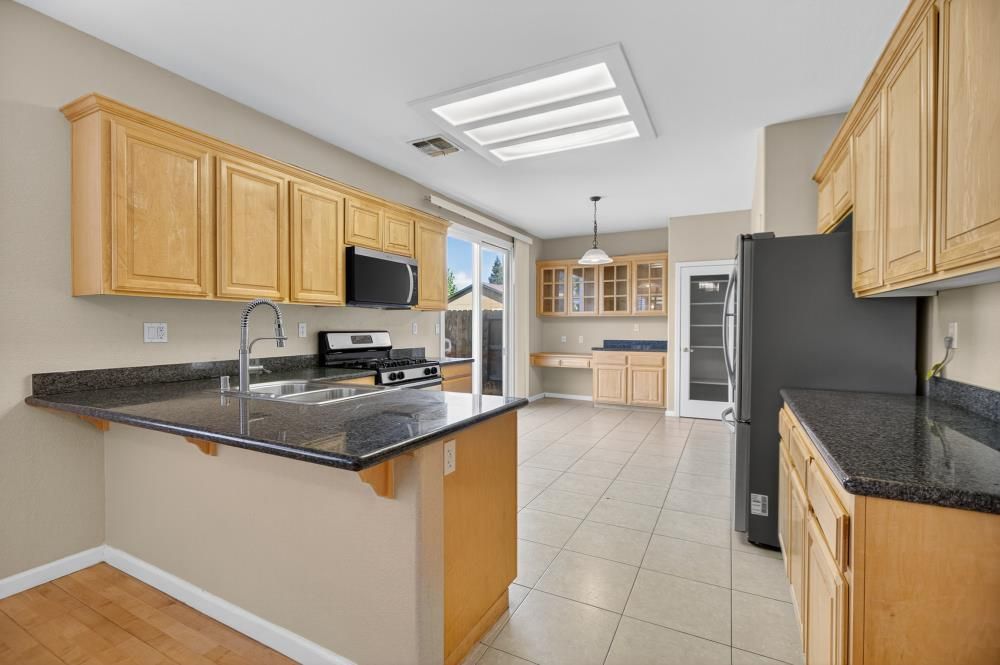 Interior, Kitchen, Pendant Lights