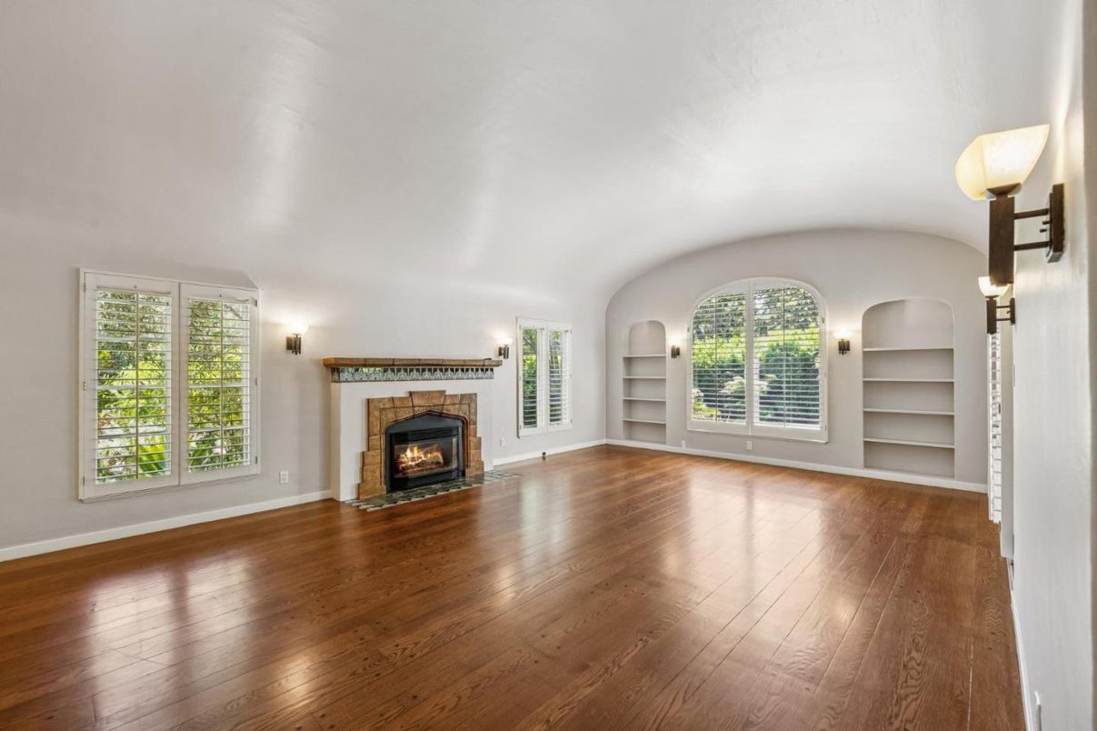 Empty room, Fireplace, Interior, Wood Texture Flooring