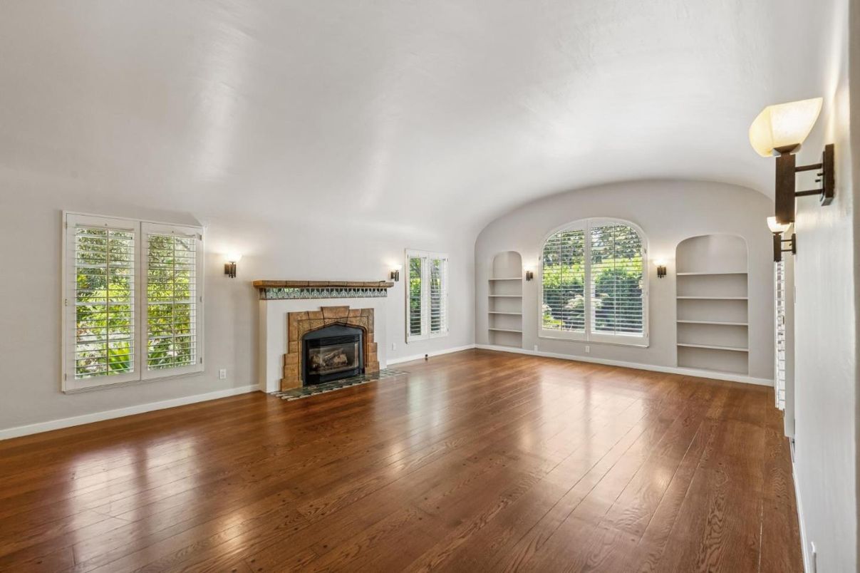 Empty room, Fireplace, Interior, Wood Texture Flooring